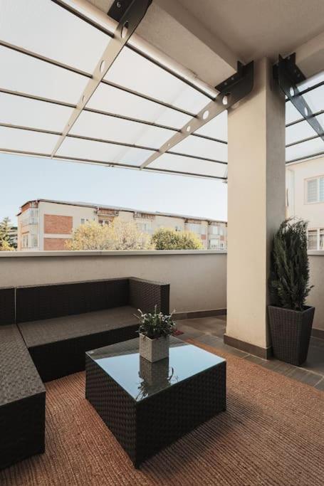 באיה מארה Ambassador Apartment מראה חיצוני תמונה