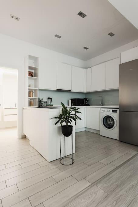 באיה מארה Ambassador Apartment מראה חיצוני תמונה